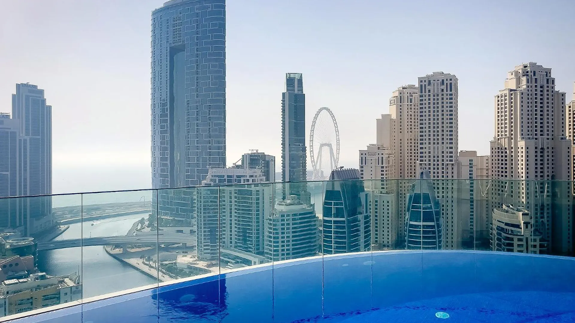 Great Apartments At Marina Star With City View Dubai