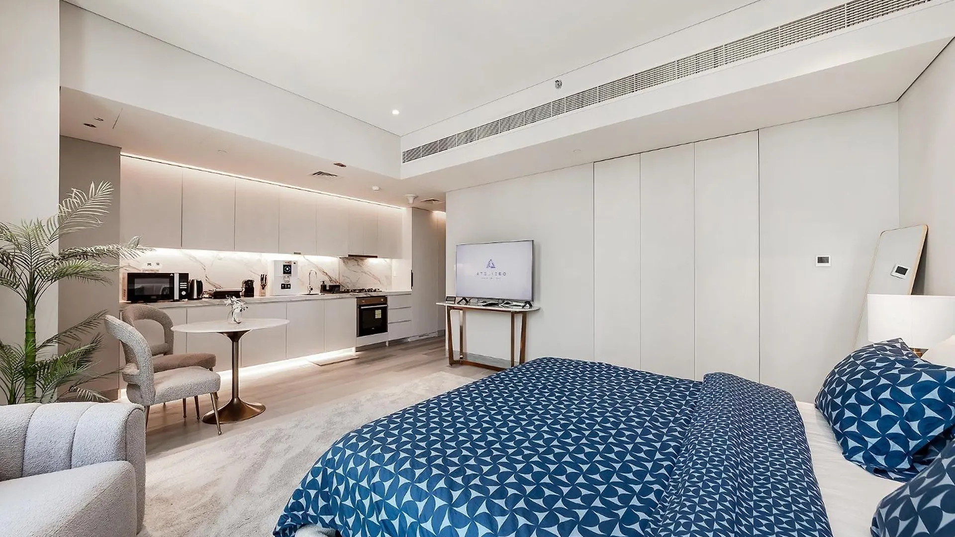 Great Apartments At Marina Star With City View Dubai