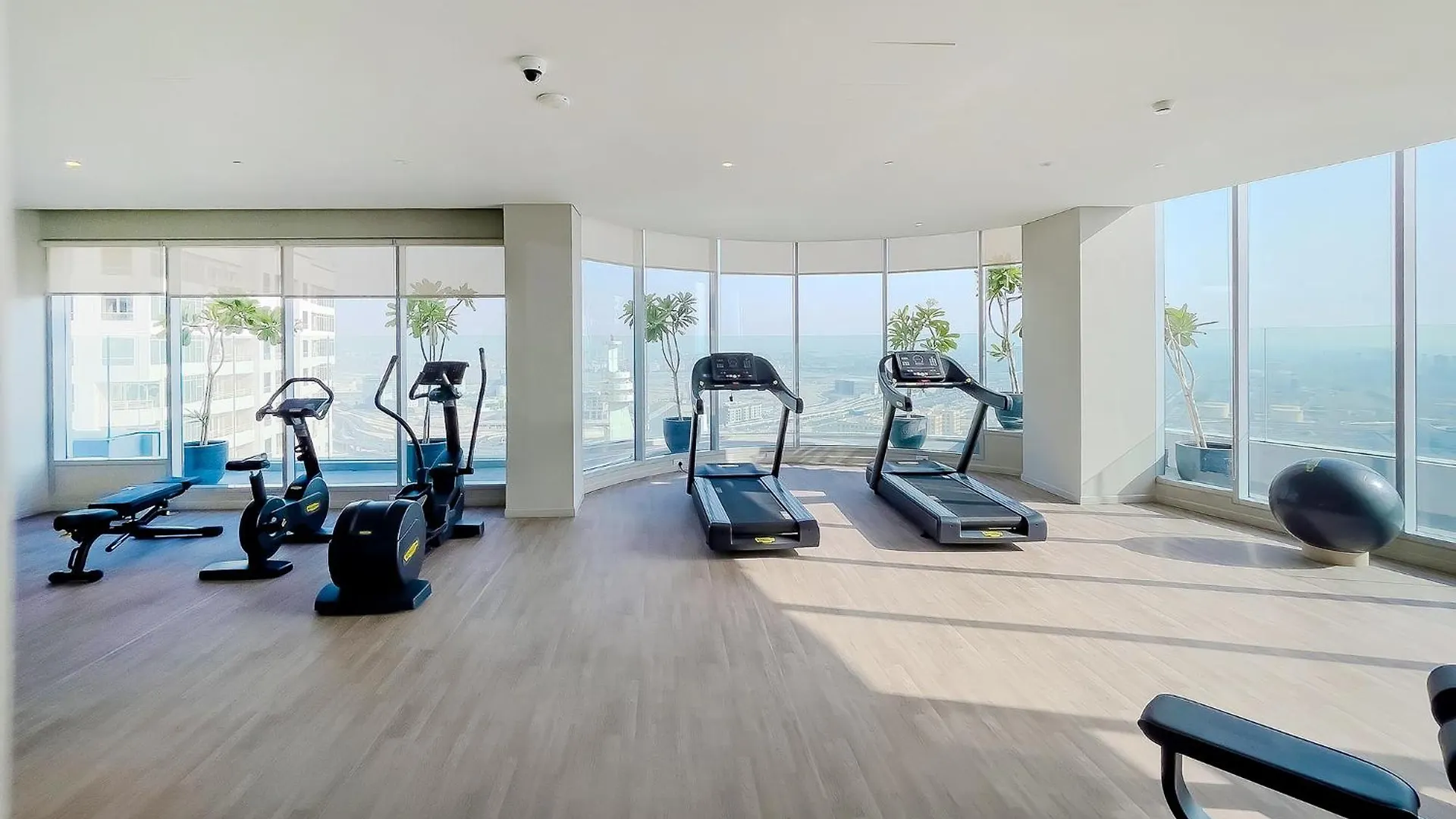 Great Apartments At Marina Star With City View ドバイ アラブ首長国連邦